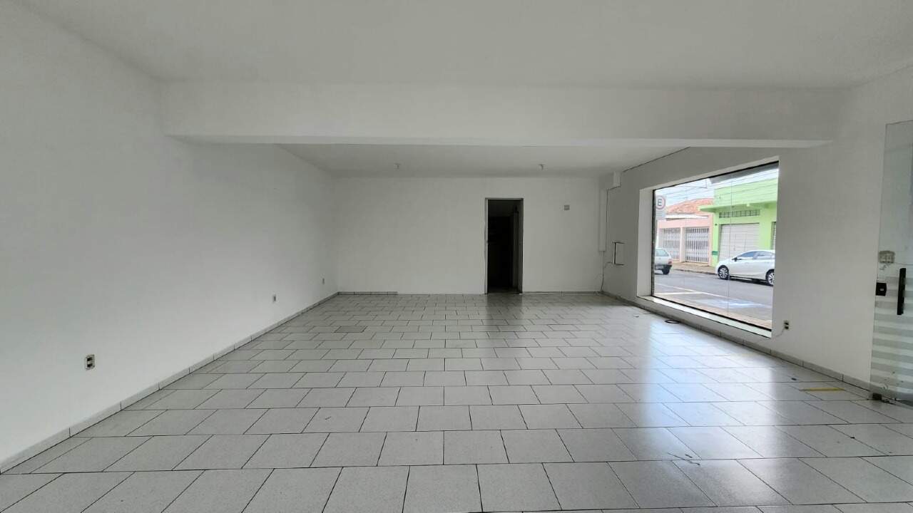 Salão para aluguel no Centro: 