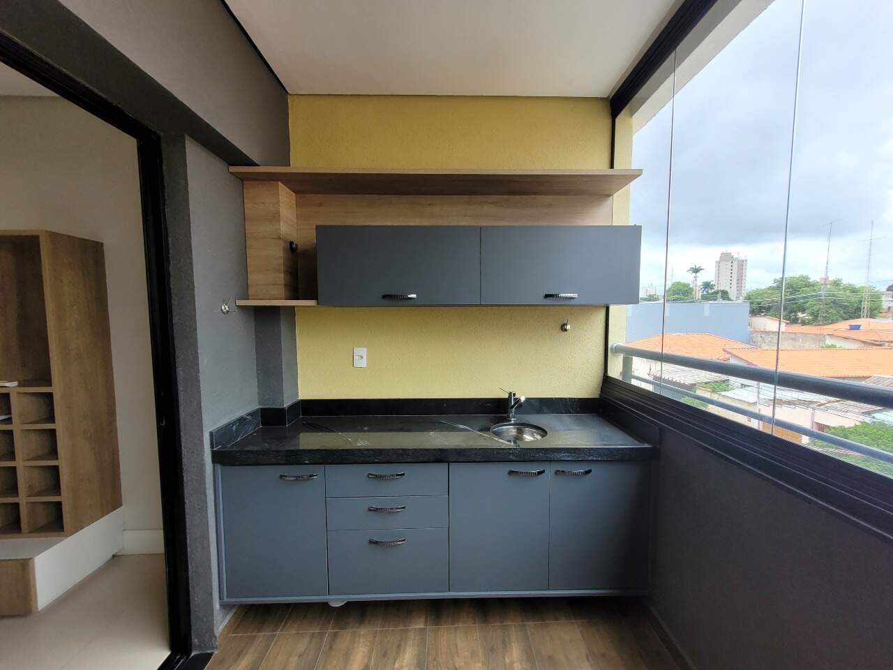 Apartamento para aluguel no Centro: Sacada