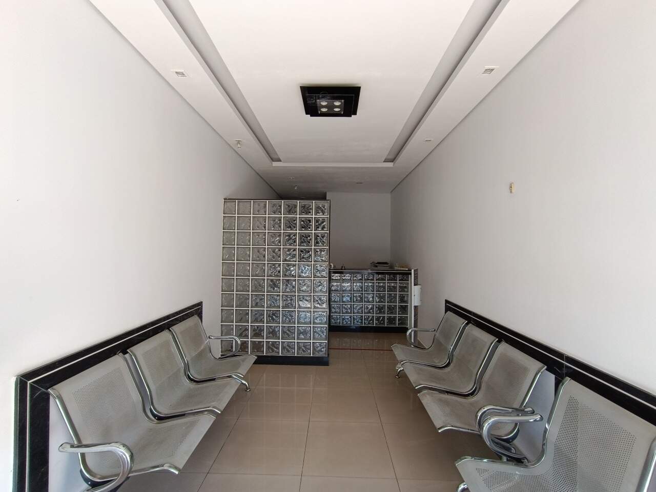 Sala Comercial para aluguel no Vila Vitória II: 