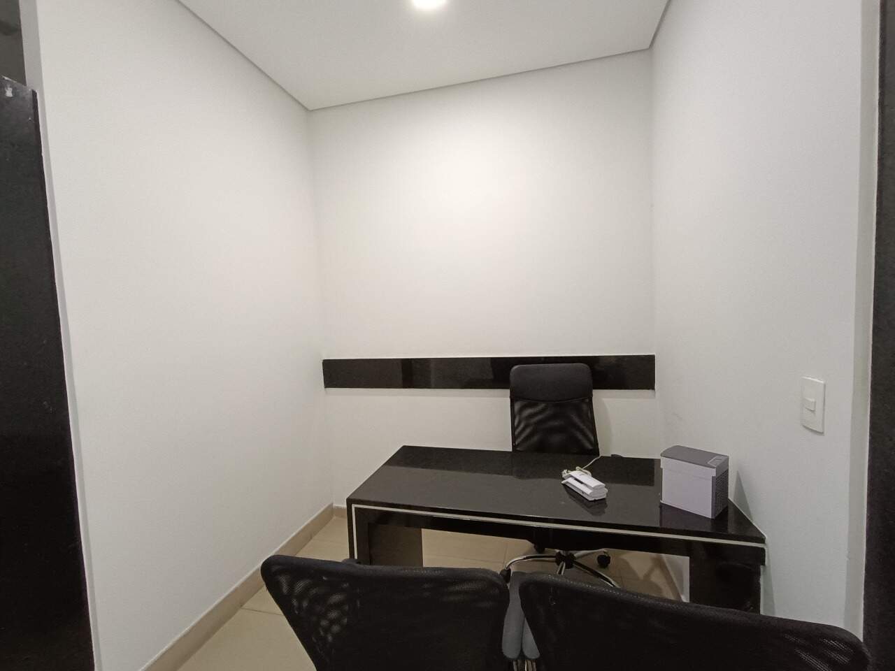 Sala Comercial para aluguel no Vila Vitória II: 