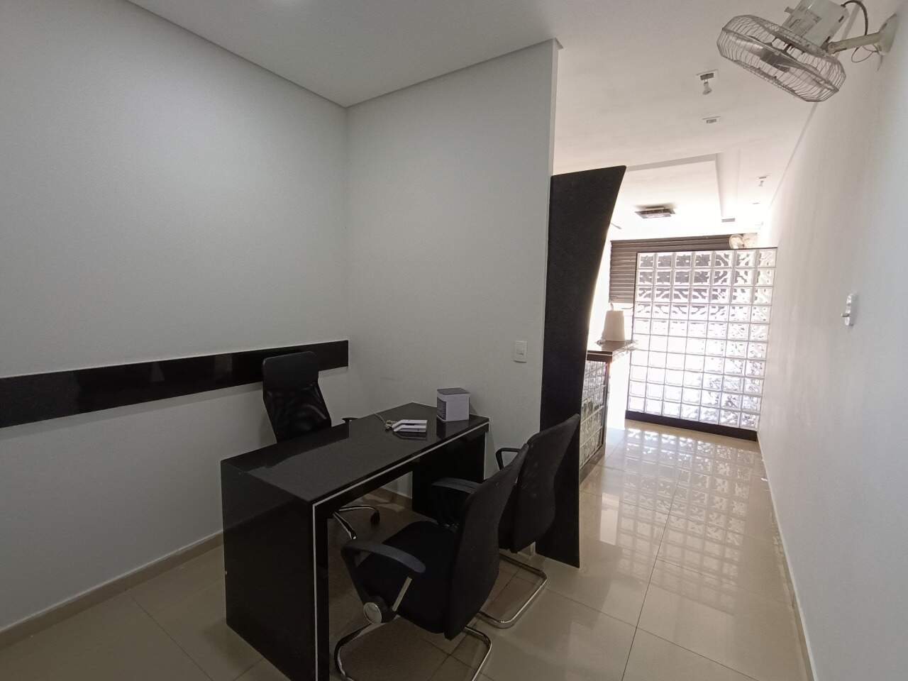 Sala Comercial para aluguel no Vila Vitória II: 