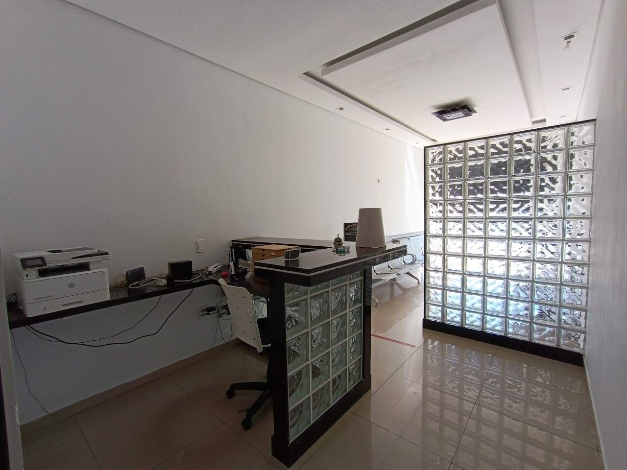 Sala Comercial para aluguel no Vila Vitória II: 