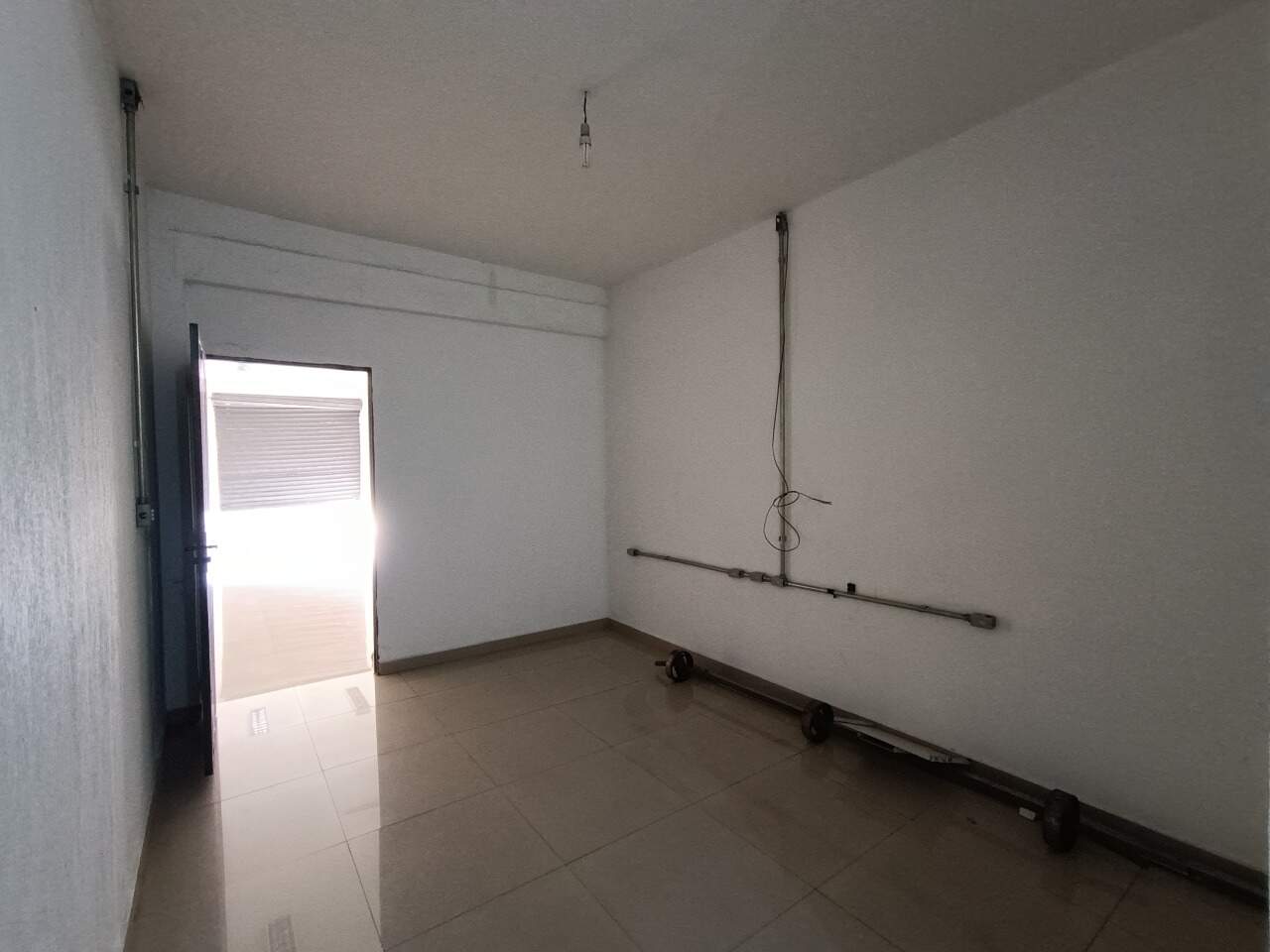 Sala Comercial para aluguel no Vila Vitória II: 