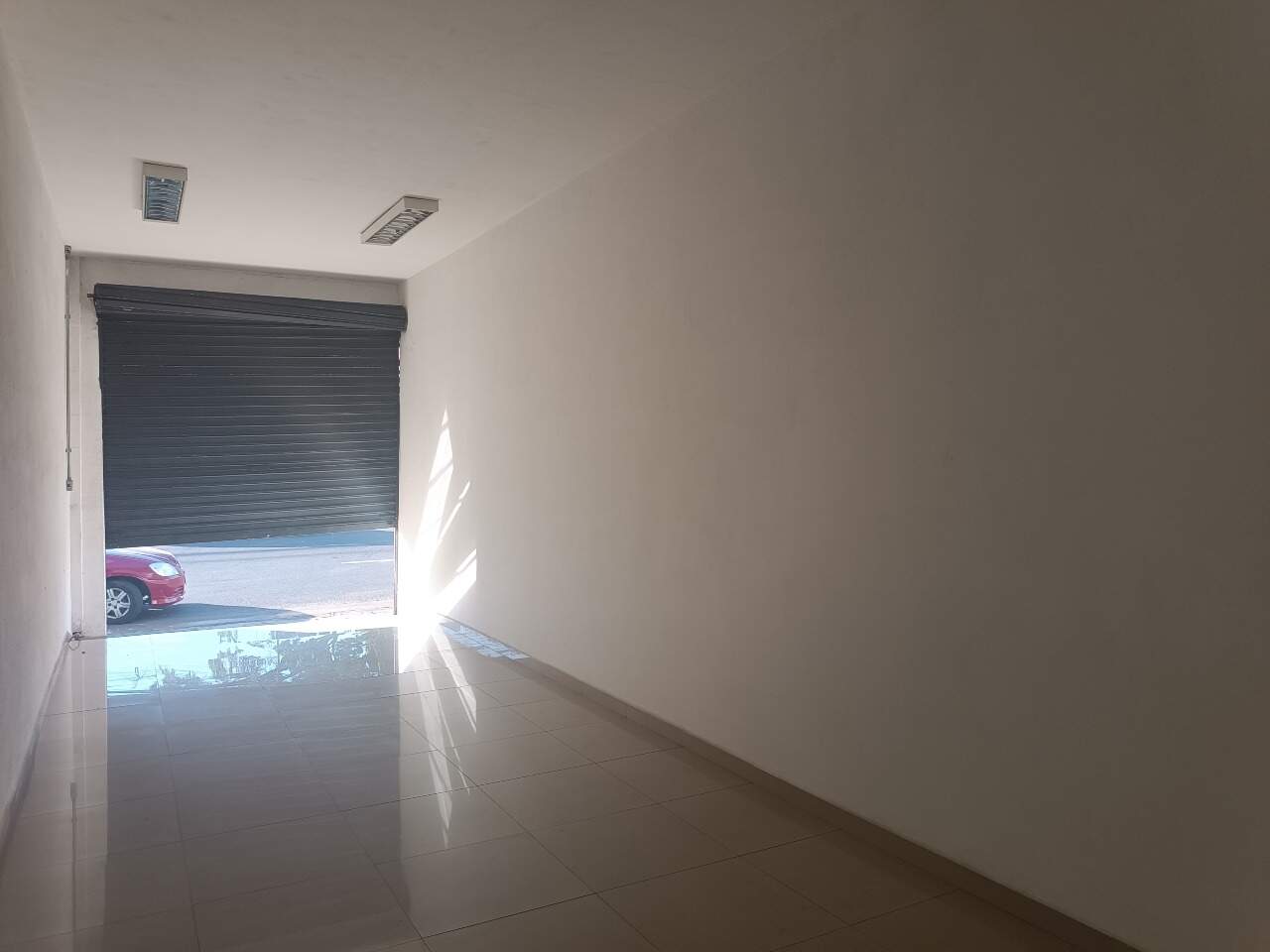 Sala Comercial para aluguel no Vila Vitória II: 