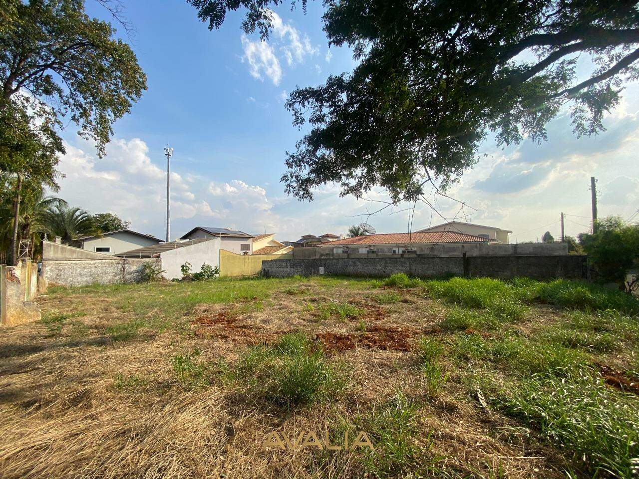 Lote à venda no Chácara Areal: 