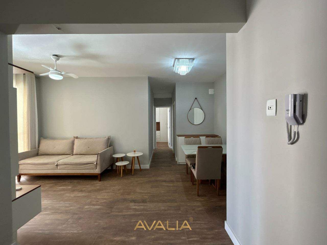 Apartamento para aluguel no Bairro Pau Preto: 
