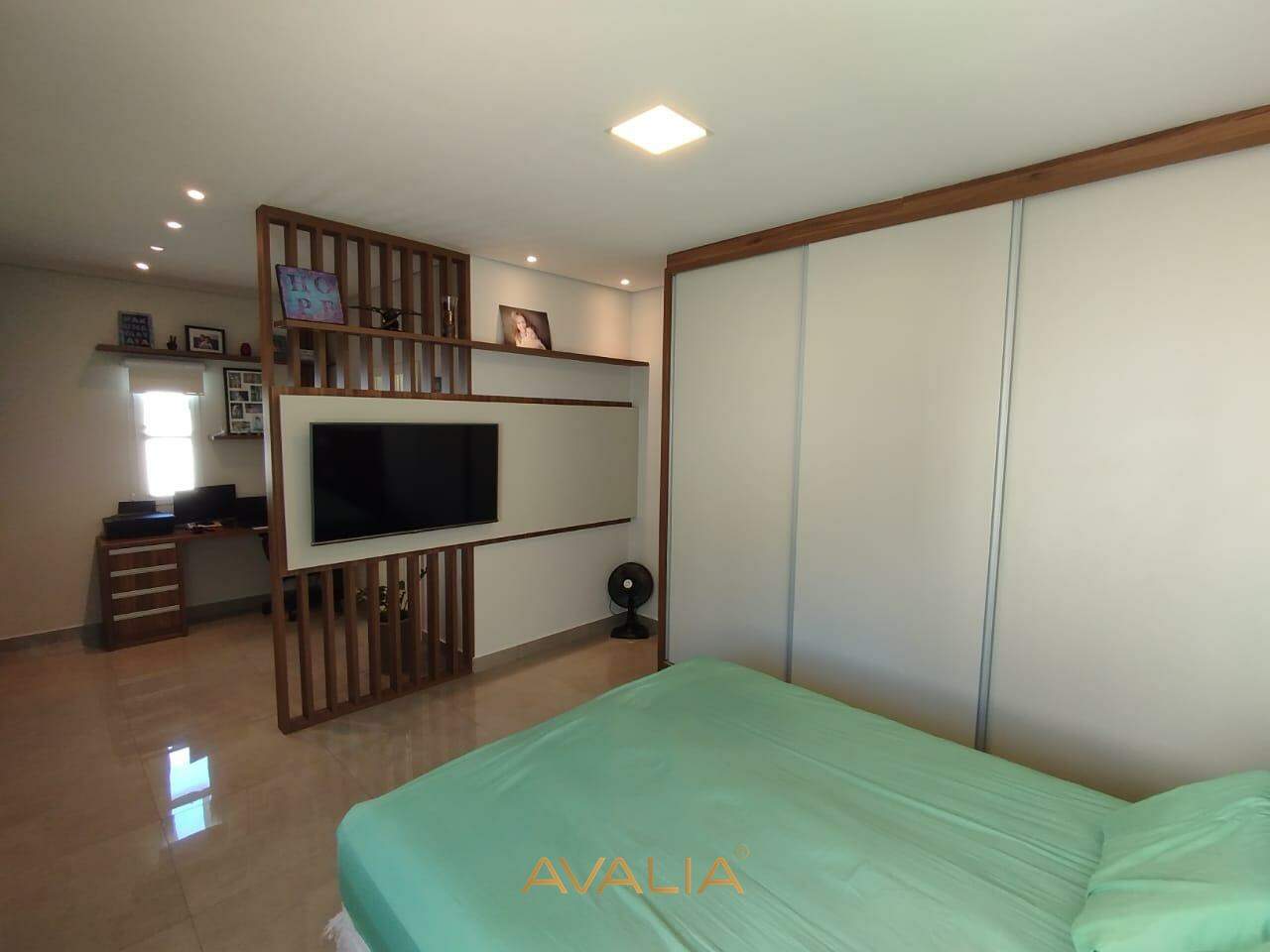 Casa em condomínio à venda no Colinas de Indaiatuba: 