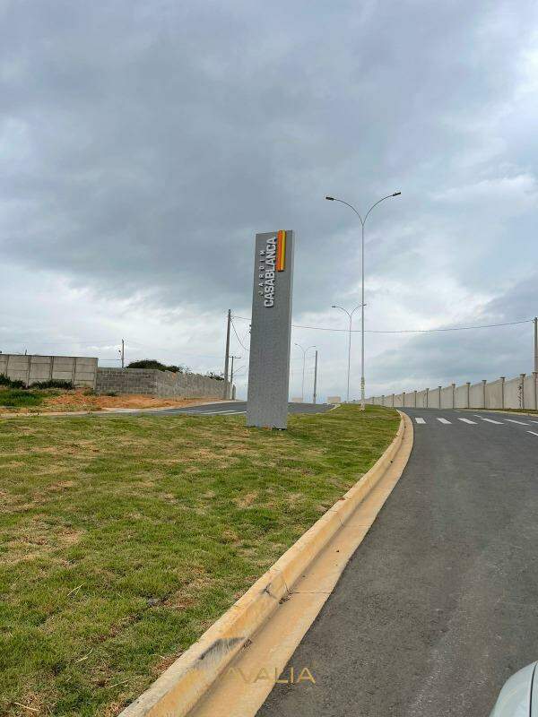 Lote à venda no Jardim Casablanca: 