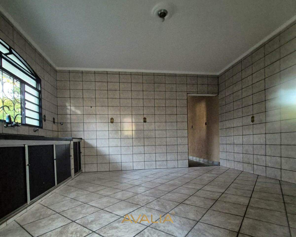 Casa à venda no Jardim Alice: 