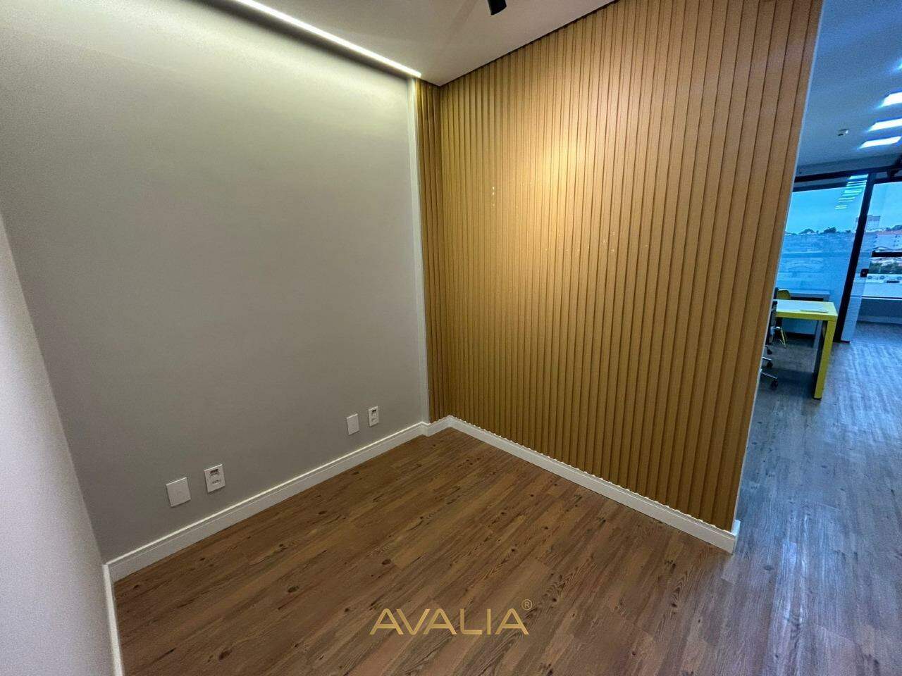 Sala Comercial para aluguel no Vila Homero: 
