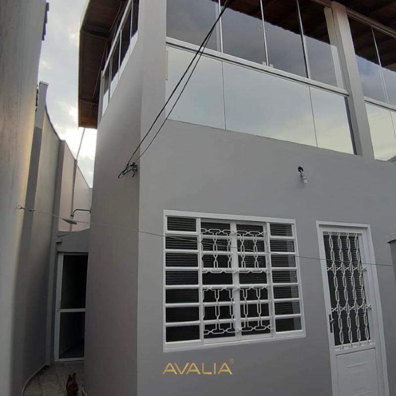 Casa à venda no Jardim do Sol: 