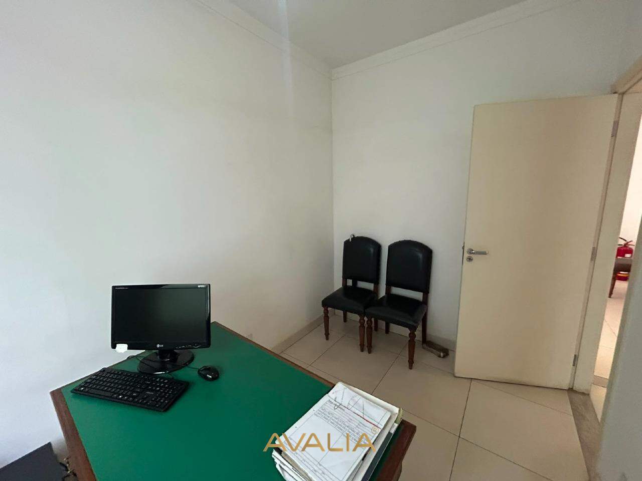 Salão para aluguel no Vila Vitória II: 