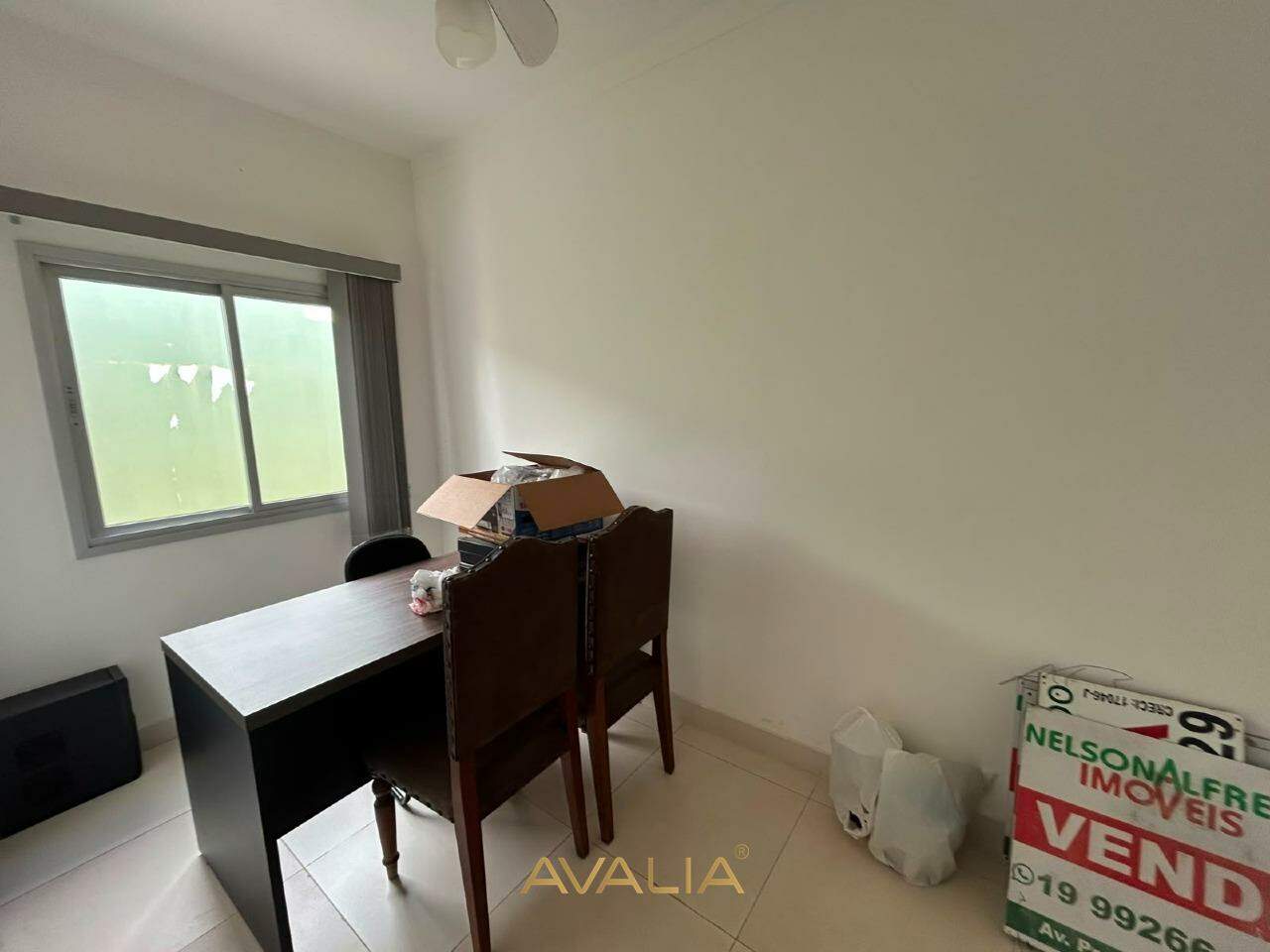 Salão para aluguel no Vila Vitória II: 