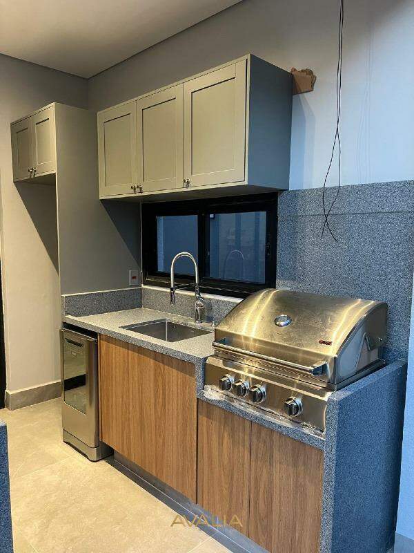 Casa em condomínio à venda no Jardim Laguna: 