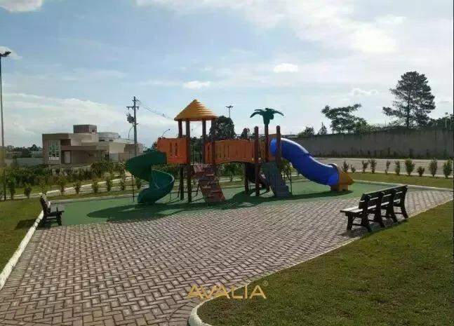 Lote em condomínio à venda no Residencial London Park: 