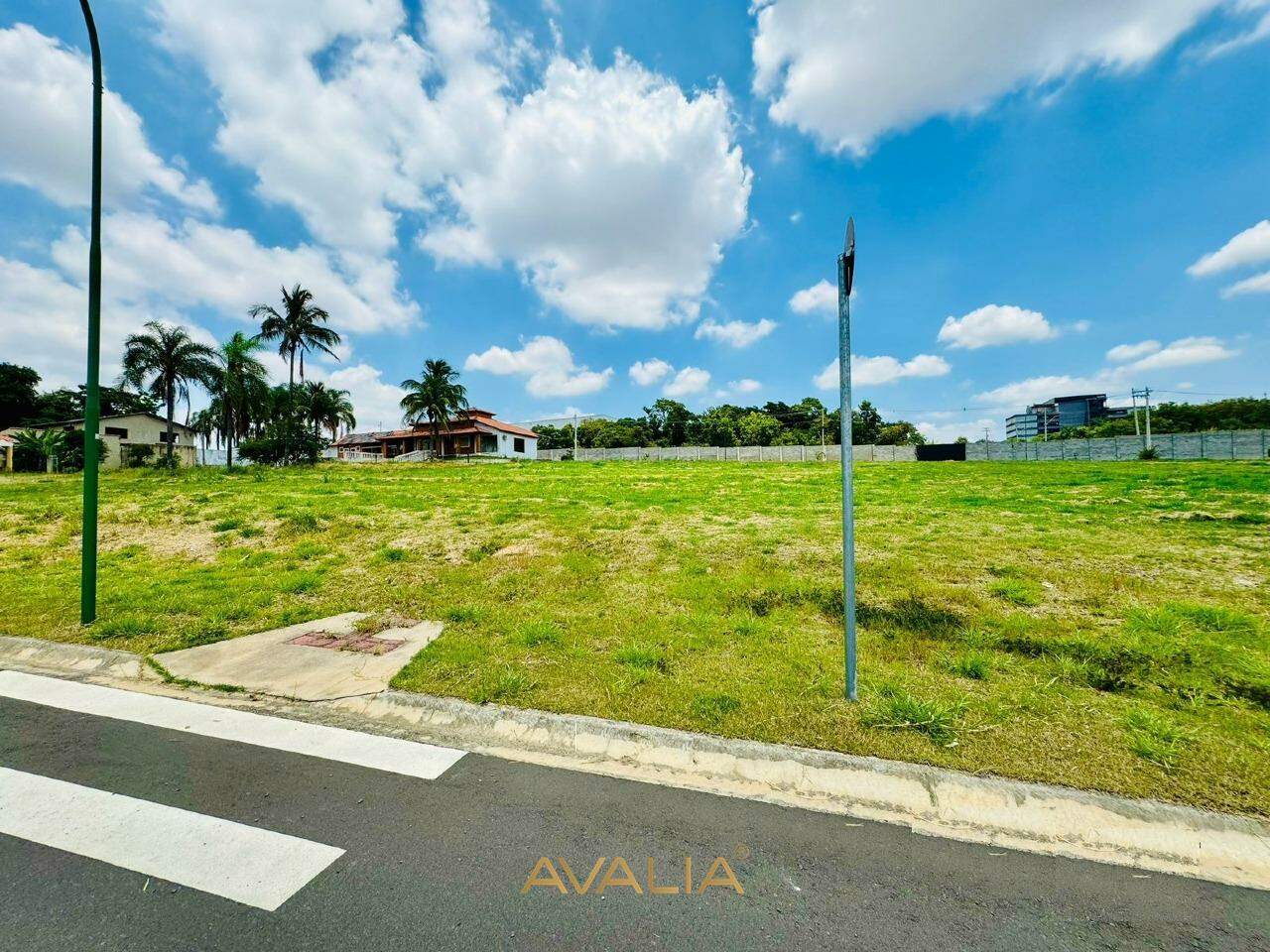 Lote em condomínio à venda no Residencial London Park: 