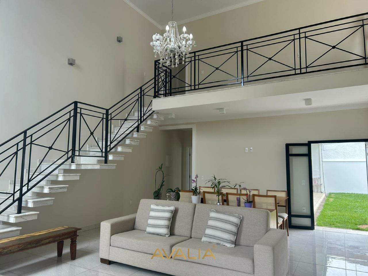 Casa em condomínio à venda no Jardim Residencial Maria Dulce: 