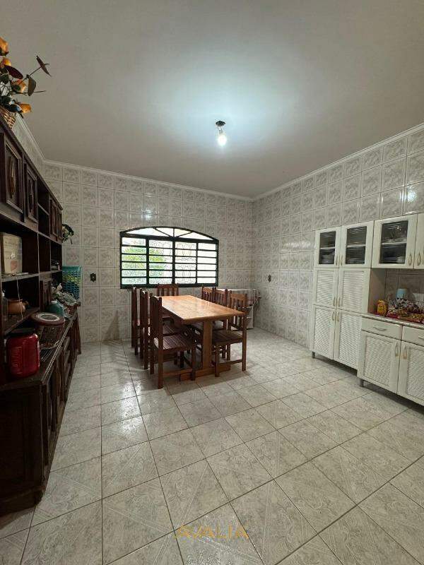 Casa à venda no Jardim Regina: 