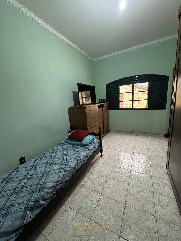 Casa à venda no Jardim Regina: 