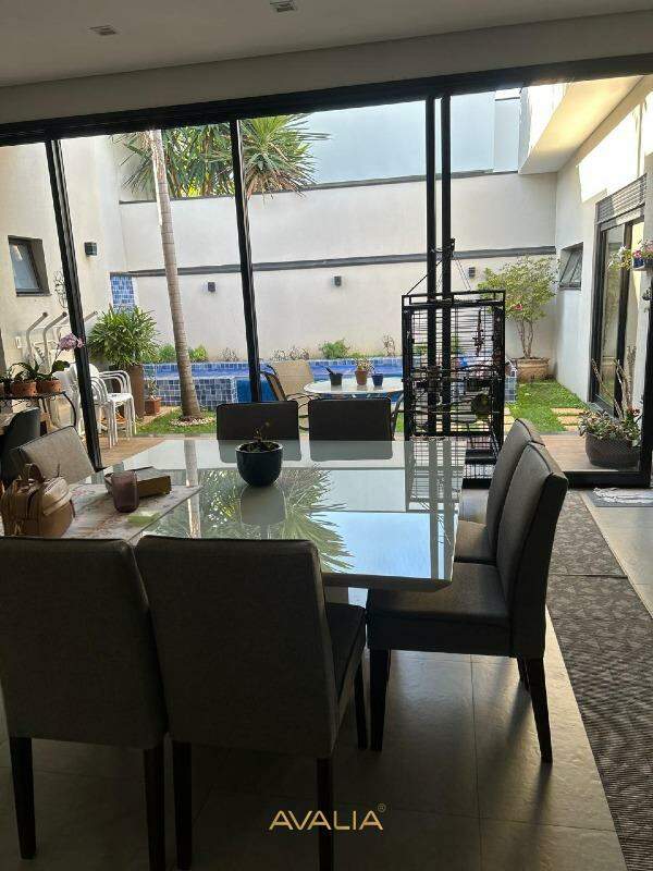 Casa em condomínio à venda no Jardim Residencial Dona Maria José: 