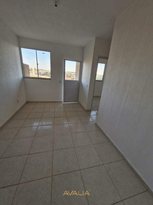 Apartamento à venda no Conjunto Habitacional Residencial Veredas da Conquista: 
