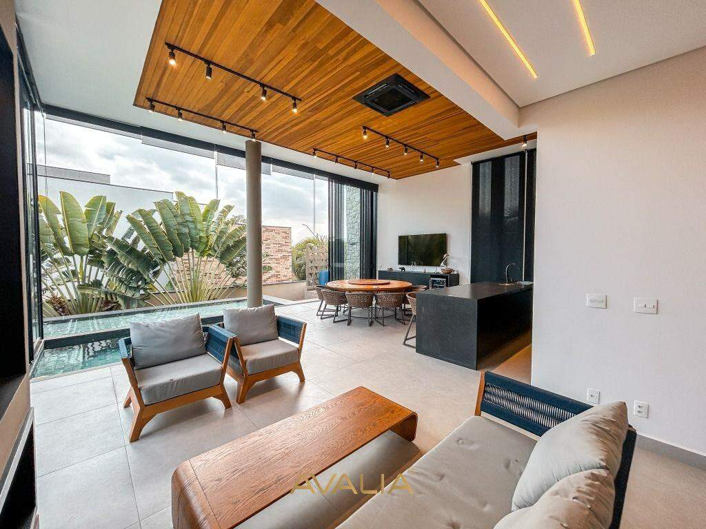 Casa em condomínio à venda no Jardim Residencial Santa Clara: Área íntima