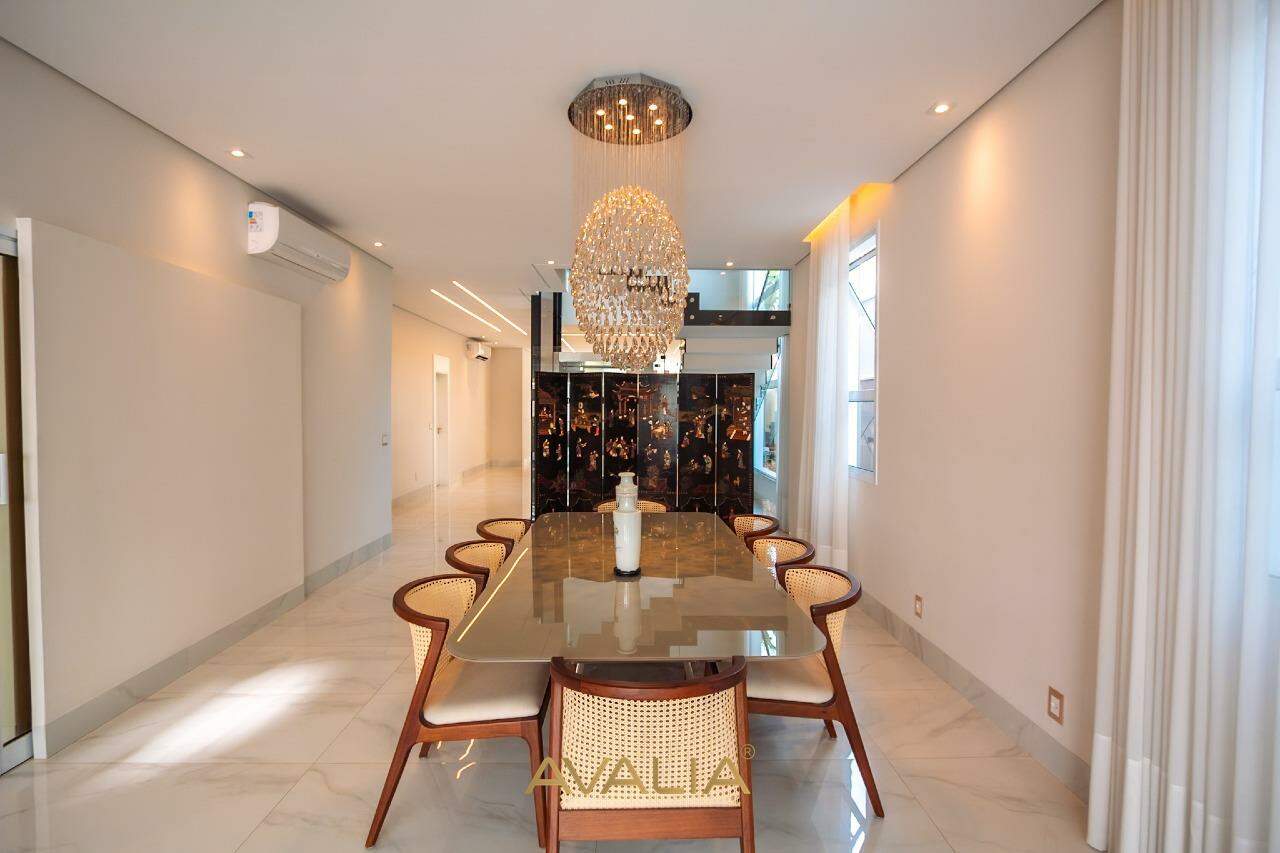 Casa em condomínio à venda no Jardim Vila Paradiso: 