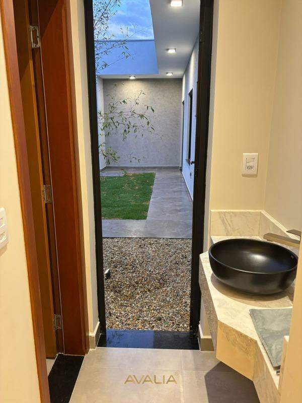 Casa à venda no Jardim Laguna: 