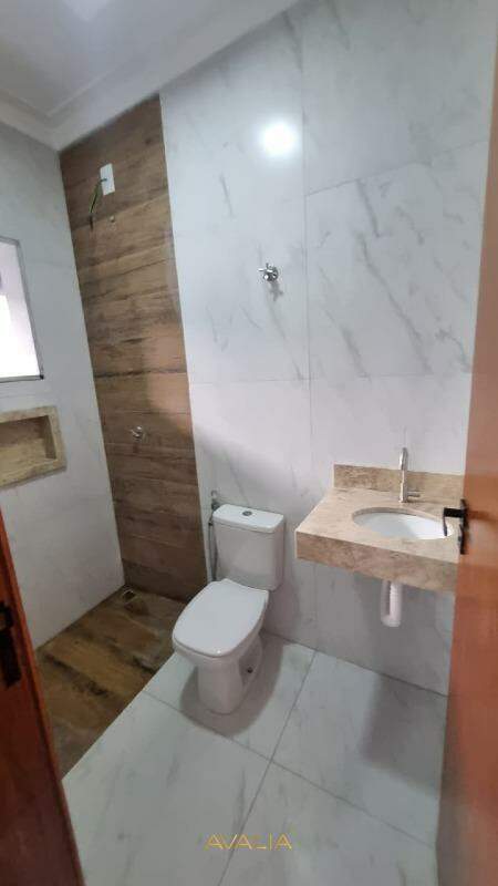 Casa à venda no Vila Brizzola: 