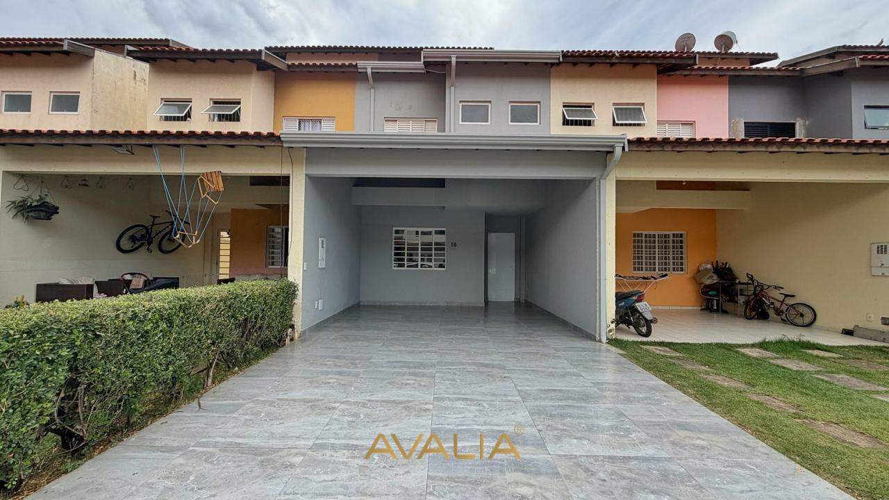 Casa em condomínio à venda no Jardim Tropical: 