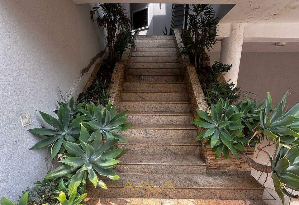 Sobrado à venda no Jardim Esplanada II: 