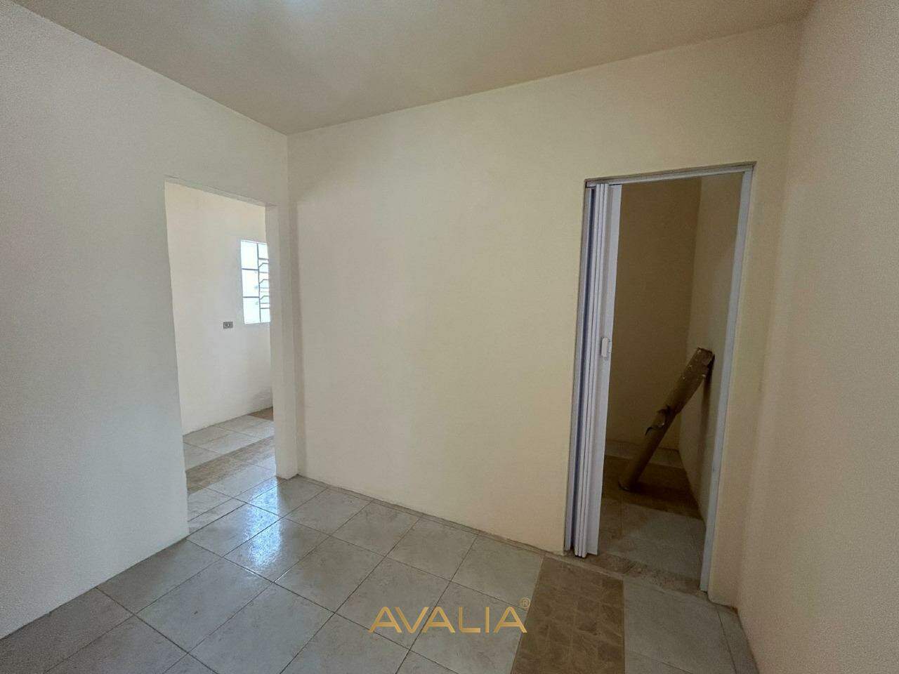 Casa para aluguel no Jardim Hubert: 