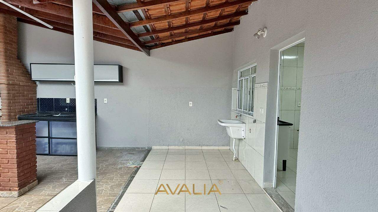Casa para aluguel no Jardim Rêmulo Zoppi: 