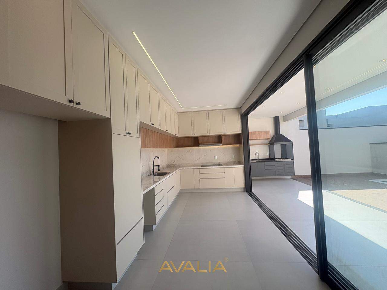 Casa à venda no Jardim Residencial Dona Maria Candida: 