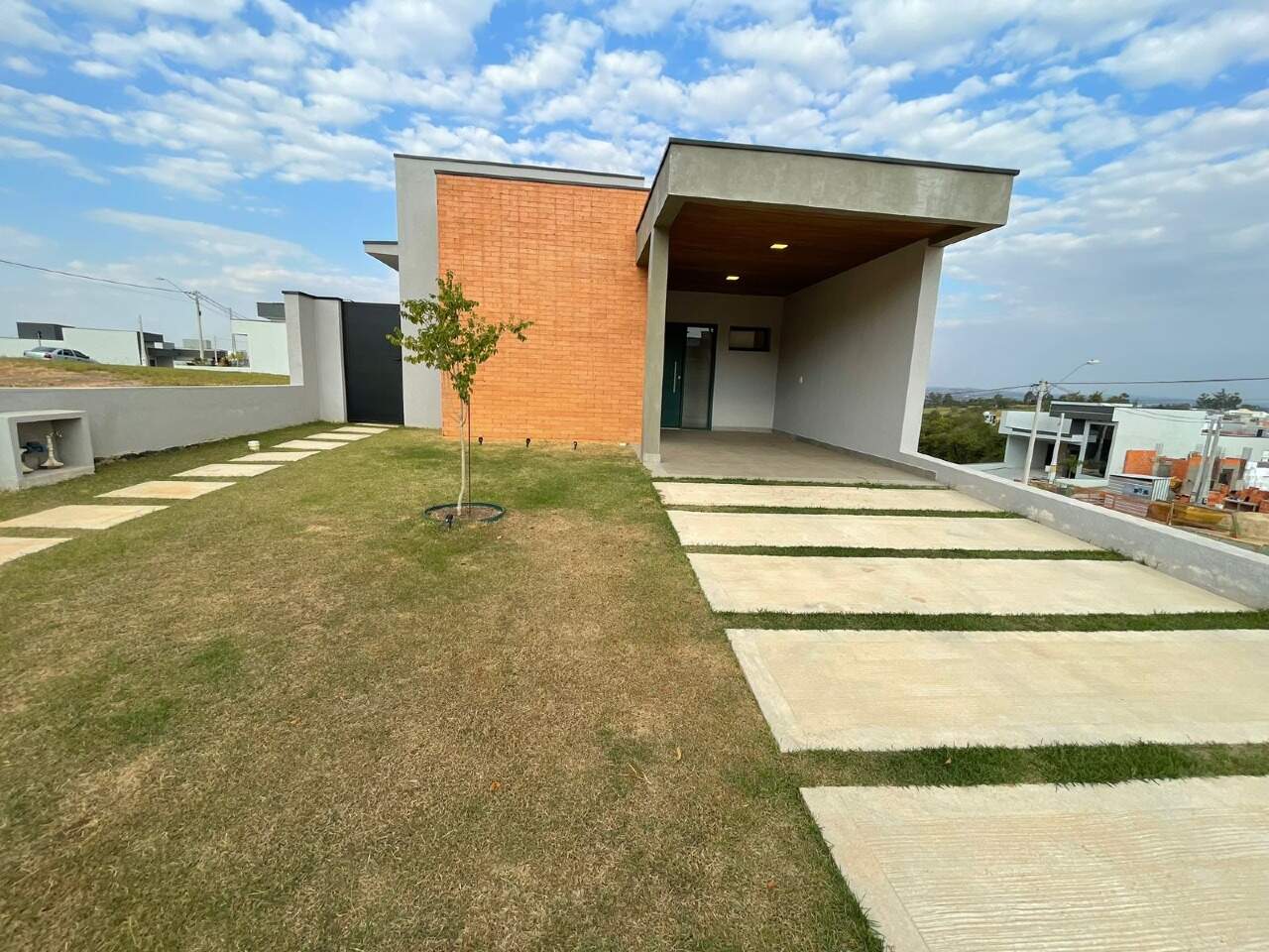Casa em condomínio à venda no Condomínio Park Gran Reserve: 