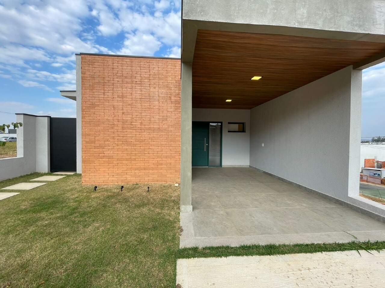 Casa em condomínio à venda no Condomínio Park Gran Reserve: 