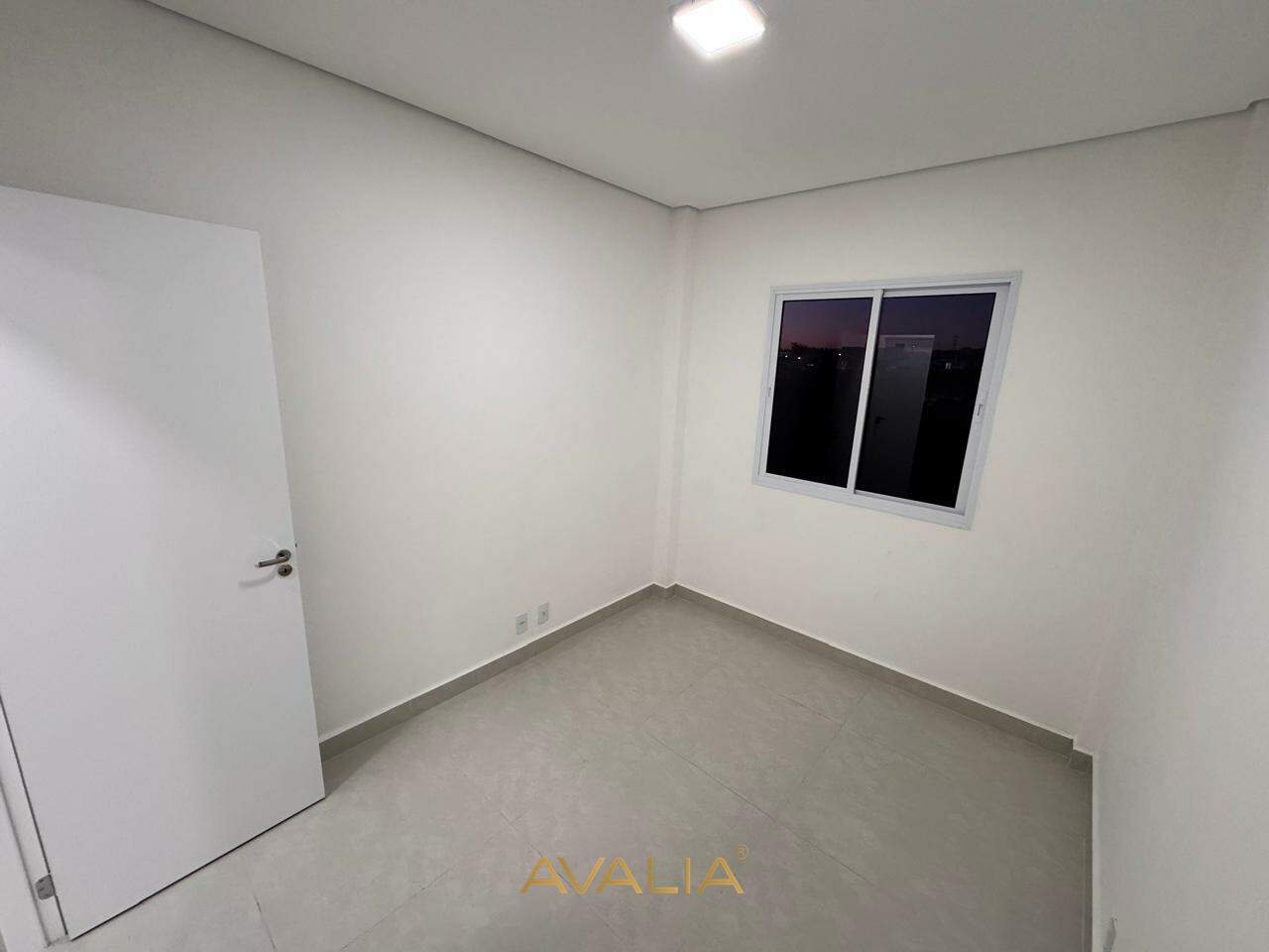 Apartamento para aluguel no Jardins do Império: 