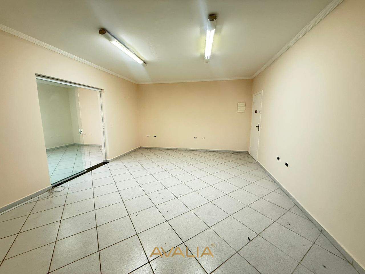 Sala Comercial para aluguel no Centro: 