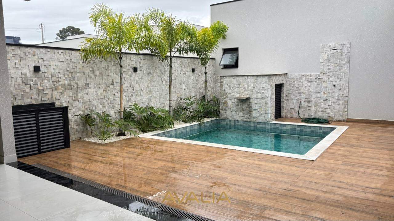 Casa em condomínio à venda no Residencial London Park: 