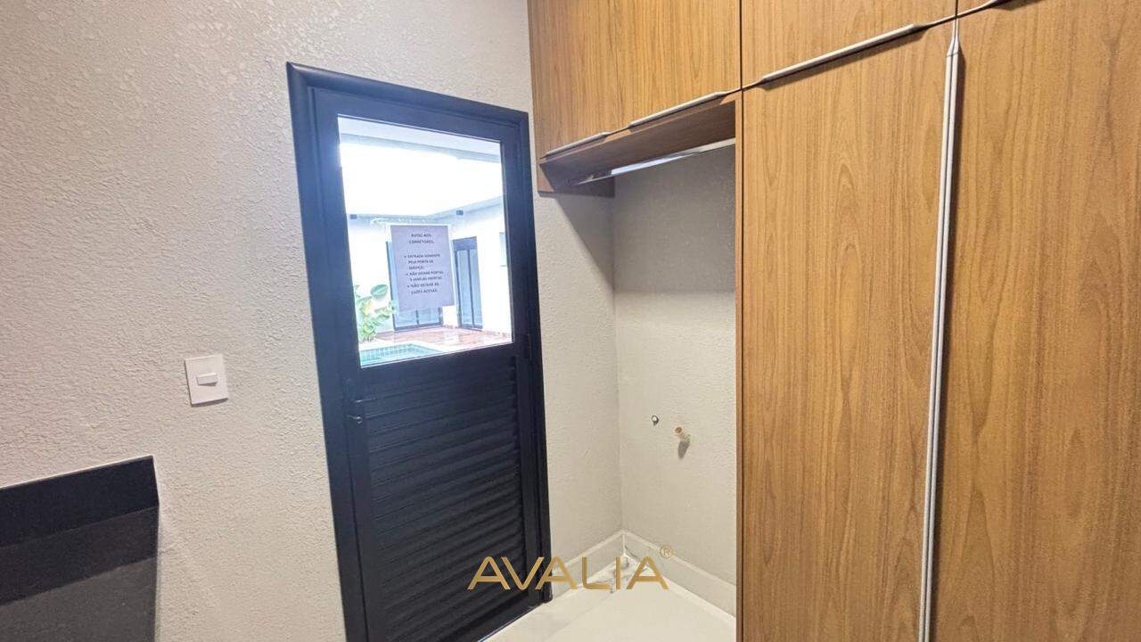 Casa em condomínio à venda no Residencial London Park: 