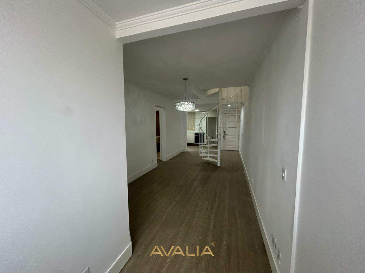 Apartamento Duplex para aluguel no Centro: 