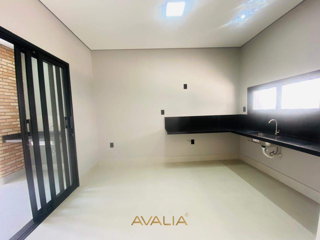 Casa à venda no Jardim Bom Sucesso: 