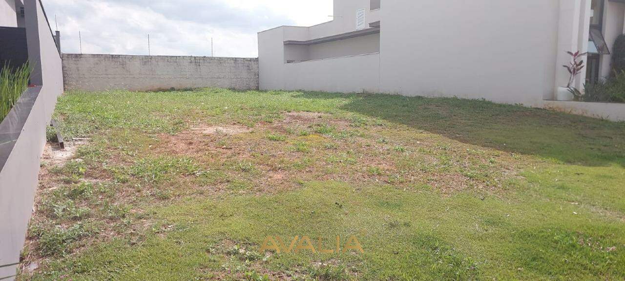 Lote em condomínio à venda no Jardim Residencial Dona Maria José: 