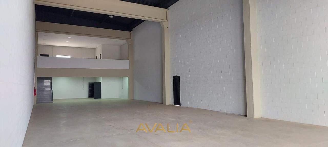 Salão para aluguel no Jardim Residencial Dona Maria José: 