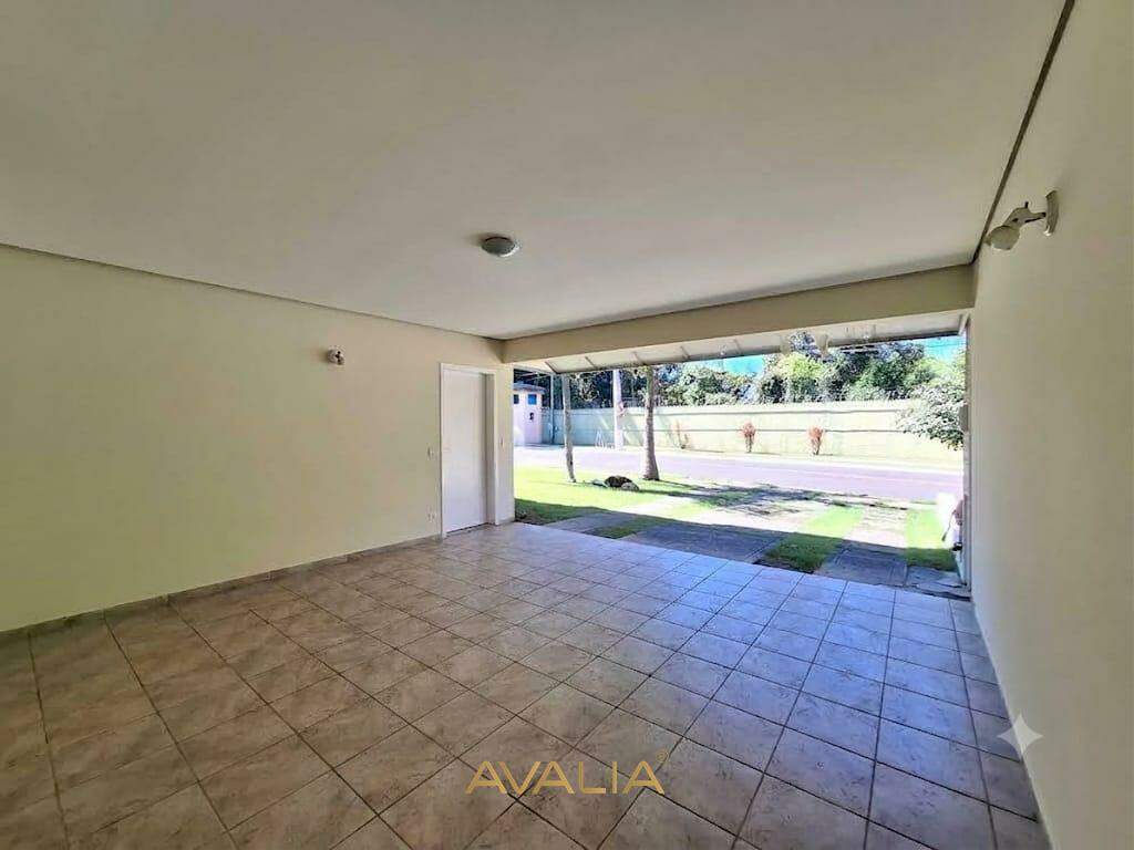 Casa em condomínio à venda no Condomínio Portal de Itaici: 