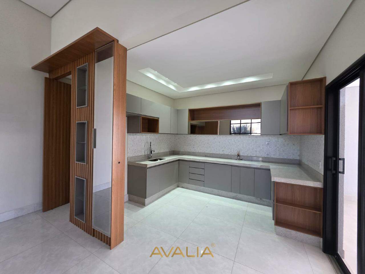 Casa em condomínio à venda no Jardim Residencial Maria Dulce: 