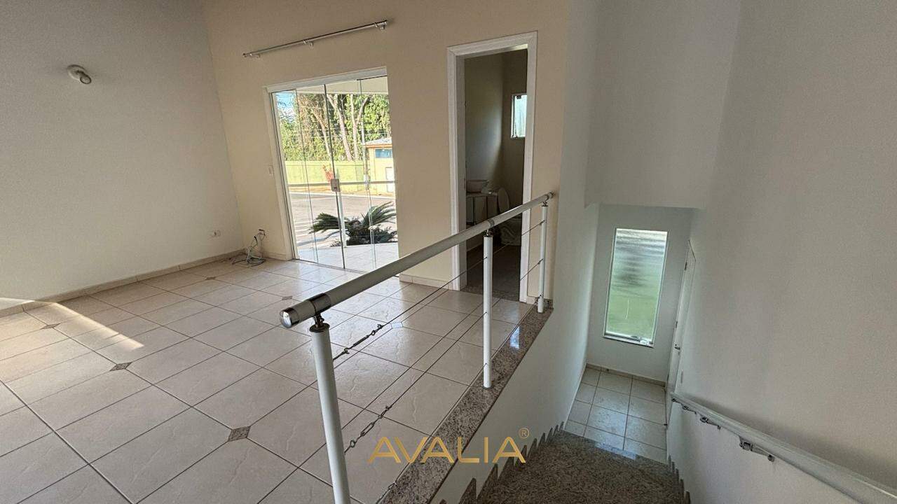 Casa em condomínio à venda no Jardim Portal de Itaici: 