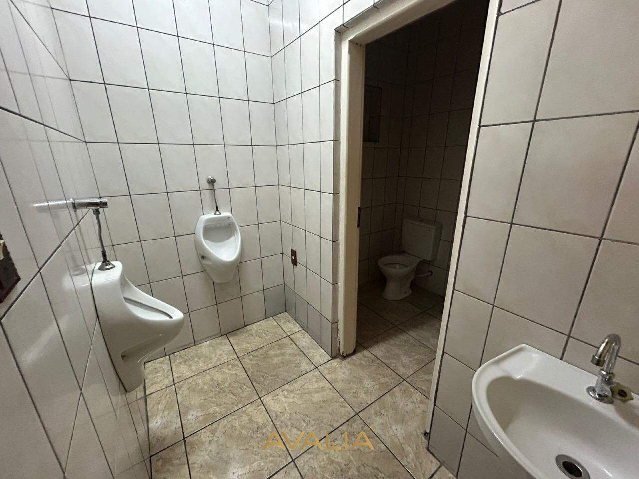 Salão para aluguel no Centro: 