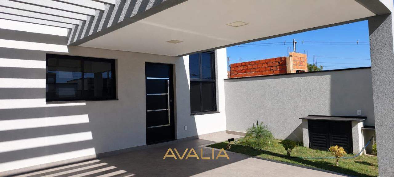Casa em condomínio à venda no Jardins do Império: 
