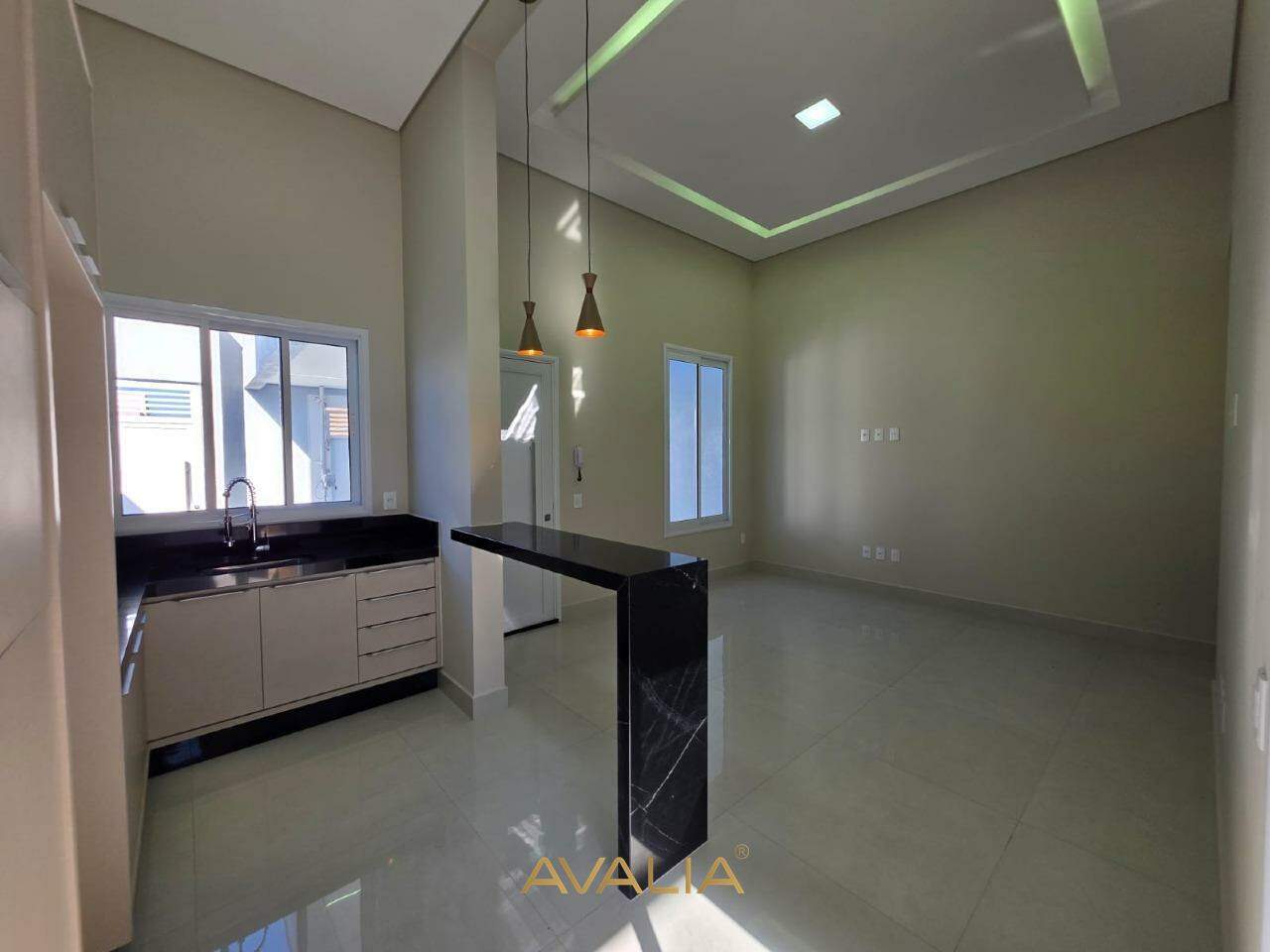 Casa à venda no Jardim Bom Sucesso: 